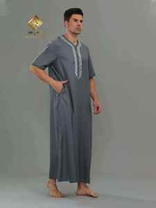 Robe de prière musulmane du Moyen-Orient pour hommes, mode arabe authentique et honnête - Product Image 2