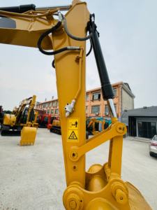 Bonne qualité utilisé pour 308D Mini Excavator 2021 Modèle Basses heures Bien entretenu Moteur Moteur Boîte de vitesses Parfait pour la construction - Product Image 4