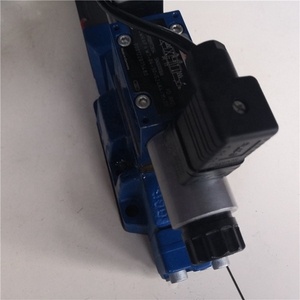 วาล์วปรับสัดส่วนคุณภาพสูงรุ่นใหม่ R900705186 4WRKE16W6-200L-3X/6EG24EK31/F1D3M -33/ซีรีส์ มีหลายประเภทให้เลือก - Product Image 1