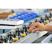 Développement et fabrication de circuits imprimés pour les plaques de commande des lisseurs et boucleurs de cheveux