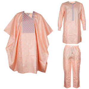 2025 africain <span class=keywords><strong>Agbada</strong></span> pour hommes broderie Bazin <span class=keywords><strong>Agbada</strong></span> tenue 3 pièces ensembles Dashiki hommes Rose Robe pour tenues de mariage - Product Image 5