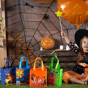 <strong>Halloween</strong> Kids Candy Bag <strong>Halloween</strong> Non-woven Bag Ghost Pumpkin Skull Felt Fabric Decorative Props <strong>Halloween</strong> Pumpkin Bag