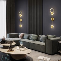 Appliques Murales LED Modernes Nordiques, Bande Longue Créative en Fer, Finition Dorée de Luxe, Température de Couleur Multiple, IRC 80, pour Chambre à Coucher, Chevet, Salon