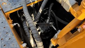 Vente flash : Excavatrice Hyundai 220LC-9S d'occasion de 22 tonnes, excellente qualité, prix avantageux. - Product Image 5