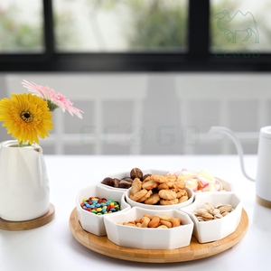 Organizador Giratorio Ecológico de Lujo, Plato de Bambú con Divisiones para Ensaladas, Aperitivos y Bocadillos, Bandeja para Servir - Product Image 4