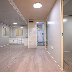 创新的两层防火钢住宅 | 环保胶囊房概念，带木质容器舱和露台 - Product Image 5