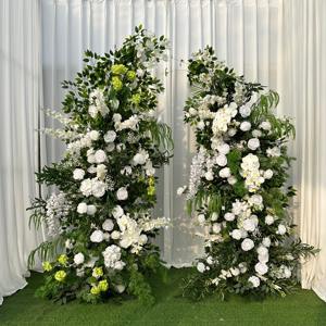 D-HOA064 Arco de flores artificiales rojas al por mayor, arco de flores de cuerno hecho a mano, arco de flores de cuerno con rosas, decoración de boda de seda - Product Image 3