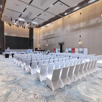 Chaises en tissu extensible blanc pour hôtels, banquets, salles de conférence, sièges de style théâtre, décoration d'événements de mariage