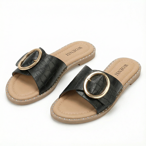 <span class=keywords><strong>Sandali</strong></span> da <span class=keywords><strong>Donna</strong></span> alla Moda con Stampa Coccodrillo <span class=keywords><strong>Neri</strong></span> con Fibbia Dorata e Strass Slip-on - Product Image 4