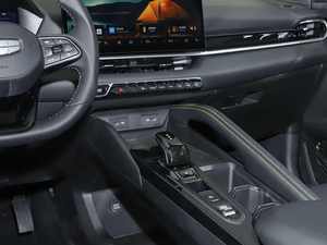 JX Auto Geely Coolray SUV, Vehículo Nuevo a Gasolina, Caja de Cambios, Volante a la Izquierda, Tracción Delantera, Emisión Euro 6 - Product Image 3