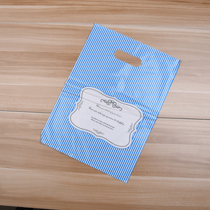 Tres tamaños de bolsa de plástico disponible en azul a rayas bolsas de plástico disponibles dentro de 7 días - Product Image 2