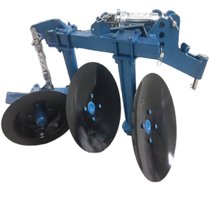 Aratro a dischi per l'uso posteriore su trattori agricoli a mano, ideale per la lavorazione del terreno agricolo. - Product Image 2