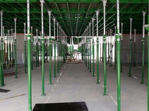 Vente directe : Matériaux de coffrage réutilisables pour la construction, moule métallique vert pour dalles de béton, pour la conception de coffrage en béton - Product Image 1