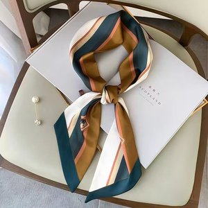 Pour <span class=keywords><strong>Amazon</strong></span> Bestseller Bandeau <span class=keywords><strong>en</strong></span> polyester élégant à la mode pour femmes avec lettres élégantes à motif d'arcs Argyle imprimées - Product Image 6