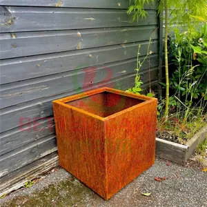 Pot de jardinière de fleurs en métal moderne, carré en acier corten de jardin