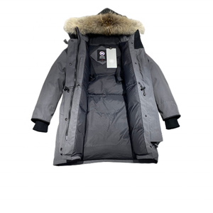 Warm and Stylish Canada Goose Jacket 