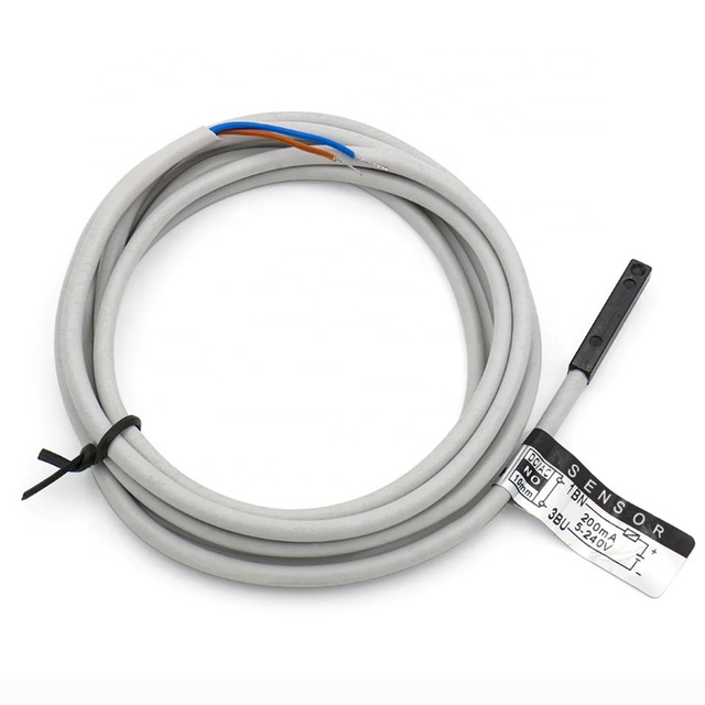 Magnetic Inductive Proximity Sensor IP67 Rated Digital Output for Analog Monitoring of Pneumatic Cylinders