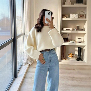 Korean Style Soft Cozy Sweater Women Loose Knit Top Round Neck Solid Color Autumn Winter One Size Fits All White Black <b>Red</b> Pink - Product Image 1