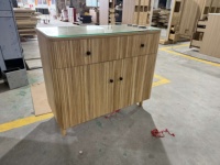 Station de coiffure en bois avec miroir mural rond et éclairage LED pour salon de coiffure