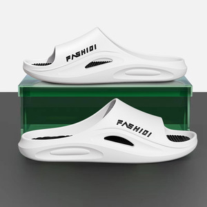 Nuevo diseño de zapatos de verano, zapatillas deportivas antideslizantes, sandalias para interiores y exteriores, baño, casa, zapatillas para hombres con logotipo personalizado - Product Image 2