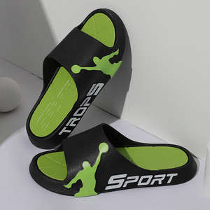 Zapatillas de PVC antideslizantes para deportes de playa de verano para Hombre, sandalias exteriores suaves acolchadas para el hogar, diseño deslizante para Hombre Chanclas - Product Image 3