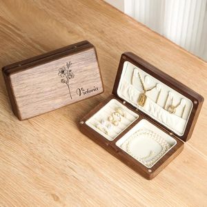 Boîte à bijoux en bois élégante pour femme, coffret de voyage et cadeau pour demoiselles d'honneur, boîte de rangement en bois de noyer, cadeau pour elle - Product Image 2