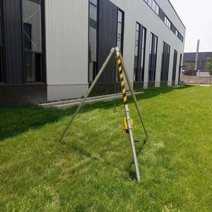 Treppiede di Salvataggio con Verricello per Spazi Confinati - Product Image 6