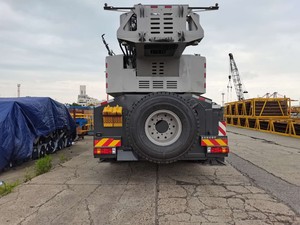 Grue hydraulique de camion de machines de levage ZAT2200H853 220Ton avec la taille de levage maximum de 100m à vendre - Product Image 3