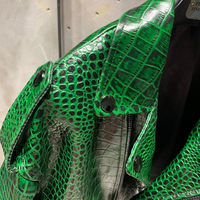 Veste en cuir verni vert croco pour homme, style motard punk, en véritable peau de mouton, avec ceinture zippée