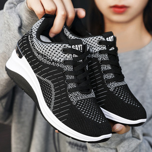 Zapatos transpirables <span class=keywords><strong>para</strong></span> caminar a la moda <span class=keywords><strong>para</strong></span> mujer, nuevos estilos, zapatillas blancas, zapatos informales <span class=keywords><strong>para</strong></span> mujer, venta al por mayor - Product Image 2