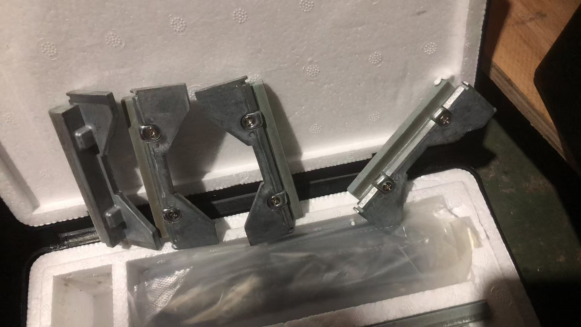 small bore honing tool