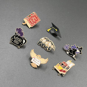 Cina spille in smalto Harry Movie Magic <span class=keywords><strong>Academy</strong></span> distintivo in metallo placcato oro spilla in smalto morbido - Product Image 3