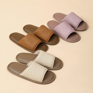 Nuovo Logo personalizzato di lusso personalizzato molto leggero e silenzioso antiscivolo piatto Sole Spa Hotel estivo <span class=keywords><strong>pantofole</strong></span> da bagno al coperto - Product Image 5