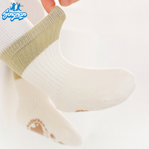 Chaussettes antidérapantes pour bébé nouveau-né personnalisées en usine OEM Chaussettes sport antidérapantes douces et respirantes de haute qualité, 0-3 <span class=keywords><strong>mois</strong></span> - Product Image 5