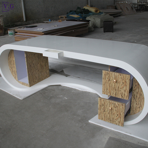 Escritorio Moderno y Duradero de Corian, Totalmente Personalizable en Color y Forma, para Oficina en Casa y Villa - Product Image 5
