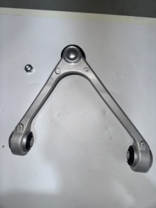 Pour les bras de contrôle supérieurs avant en aluminium <span class=keywords><strong>Jaguar</strong></span> XJ et XF. C2Z29115, XR857883 et XR857652. - Product Image 5