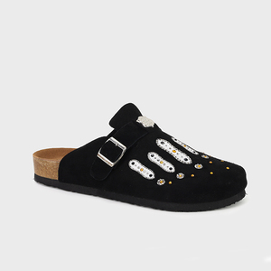 Mules et sabots décontractés OEM ODM pour femmes et hommes, en daim de vache noir, avec semelle intérieure en liège et strass, et bride à boucle réglable - Product Image 2