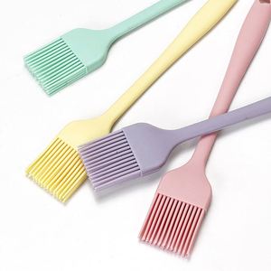 Brosse de barbecue en silicone résistante aux hautes températures, intégrée, pour sauces et assaisonnements, pour usage extérieur et cuisson, emballée - Product Image 5