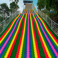 Produits de parc d'attractions commerciaux prairie artificielle ski herbe ski voiture arc-en-ciel toboggan pente longue glissade sur piste