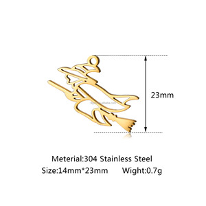 Colgante <span class=keywords><strong>de</strong></span> Bruja Estética en Escoba <span class=keywords><strong>de</strong></span> Acero Inoxidable, Disco <span class=keywords><strong>de</strong></span> Brujería Cortado con Láser para Joyería Gótica DIY <span class=keywords><strong>de</strong></span> Halloween - Product Image 5