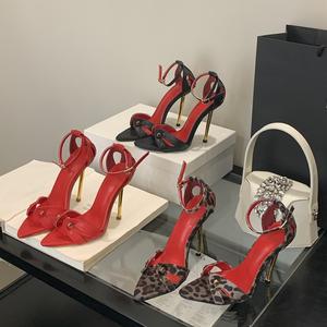 <span class=keywords><strong>Sandali</strong></span> <span class=keywords><strong>Estivi</strong></span> da <span class=keywords><strong>Donna</strong></span> con <span class=keywords><strong>Tacco</strong></span> Trasparente Sexy di Tendenza 2025 - Product Image 4