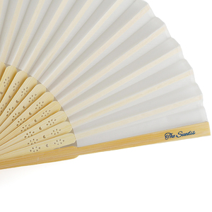 Éventail à main pliable en bambou durable, personnalisé, imprimé de fleurs, de haute qualité, pour mariage - Product Image 2