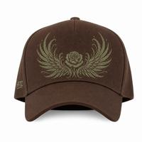 Cappellino da Baseball Personalizzato con Ricamo in Stile Old English, 5 Pannelli, Visiera Curva, Stile Dad Hat, Streetwear West Coast, Vendita all'Ingrosso, Basso MOQ
