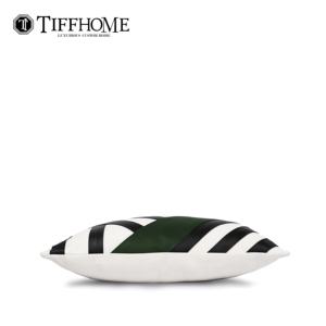 Tiff Home's Explosive New 30*50cm Patrón geométrico orgánico Funda de cojín Blanco y Negro Empalmado Tejido alargado Estilo moderno - Product Image 2