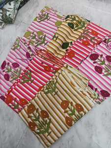 Tela de Algodón Suave Estampada para Ropa, Textiles para el Hogar, Edredones y Manualidades, Material Duradero con Colores Vibrantes para Uso Diario - Product Image 5