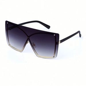 Gafas de Sol de Lujo Nuevas 2021 con Montura Sin Aro en Degradado Azul y Amarillo para Mujer, Gafas de Sol de Gran Tamaño con Protección UV400 para Mujer - Product Image 5