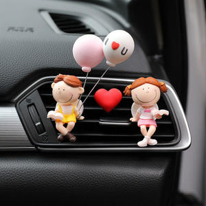 Arredamento interno rosa carino per Auto presa d'aria Clip con amore Action Figure profumo ornamento solido accessori per Auto palloncino <span class=keywords><strong>bacio</strong></span> - Product Image 4