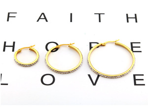 Pendientes de Aro Grandes de Acero Inoxidable con Circonita Cúbica y Diamantes para Mujer - Product Image 3