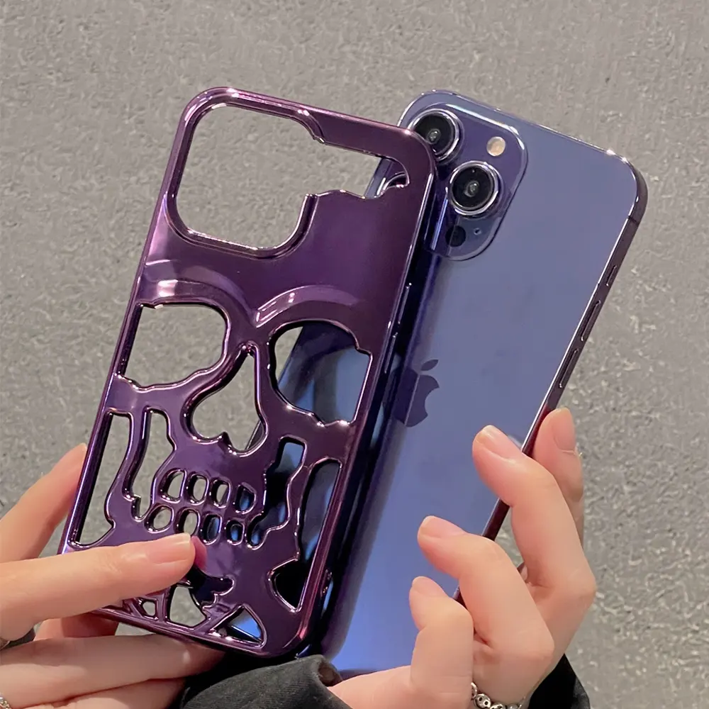 Luxury skeleton Skull Case for iPhone 14 13 12 11 Pro Max Phone Cases Shockproof Back cover Camera full Protect Hollow TPU Funda