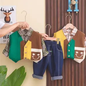 Set pakaian bayi Musim Semi dan Gugur, Sweater wajah tersenyum berwarna bayi, tiga potong Set untuk pakaian anak laki-laki umur 1 tahun